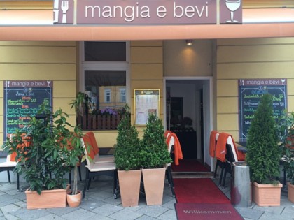 照片:  mangia e bevi